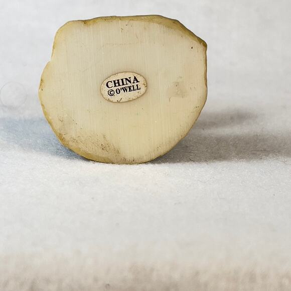 Grandeur Noel 2001 Bethlehem Village Man w/ Campfire O'Well Porcelain Resin - Picture 7 of 10